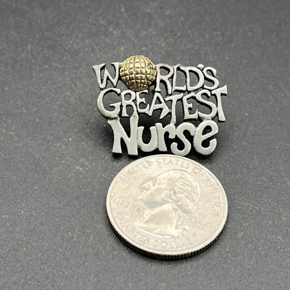 World's Greatest Nurse Silver Tone‎ Lapel Hat Pin